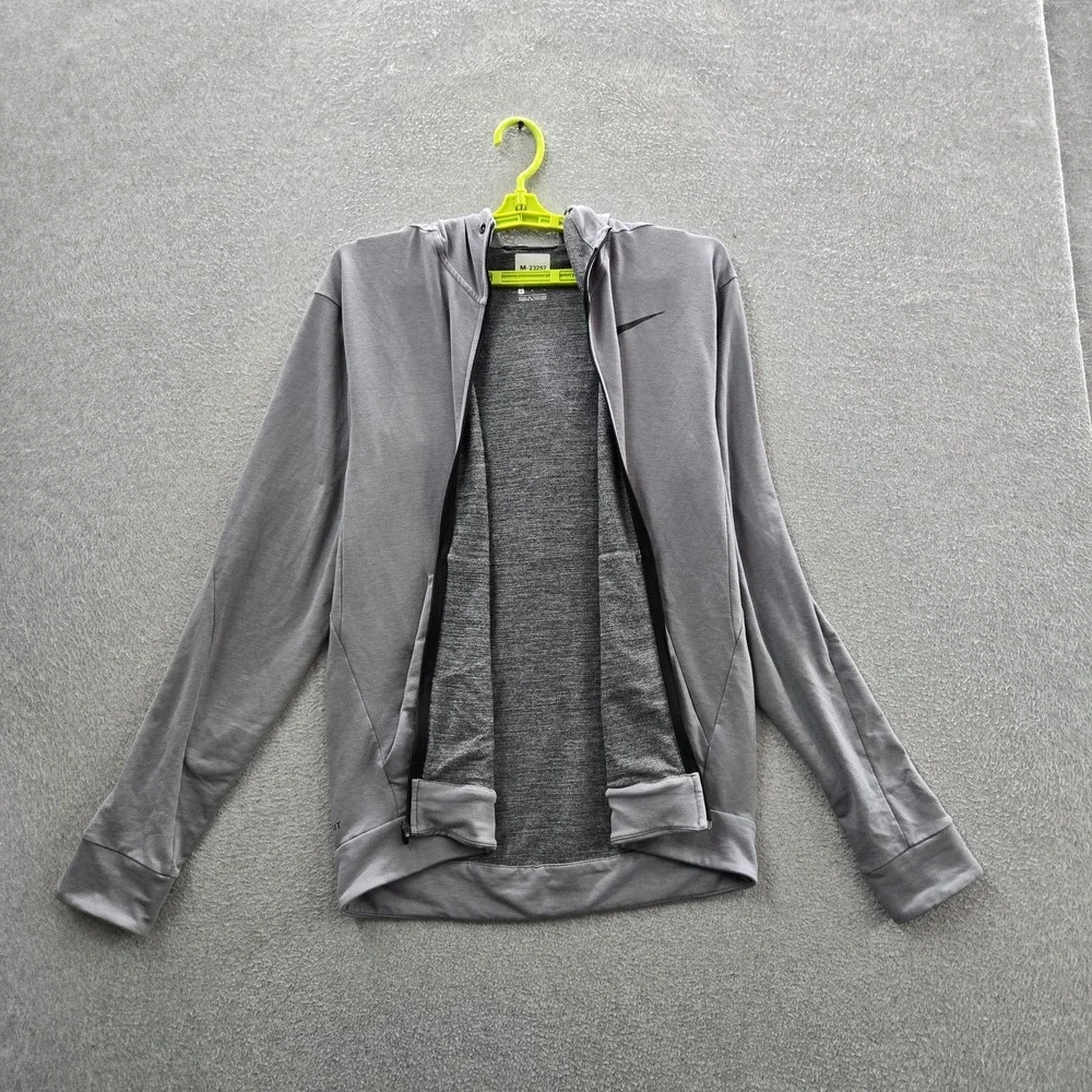 Nike Men Jacket M Gray Dri-Fit Activewear Zipper Logo Long Sleeve